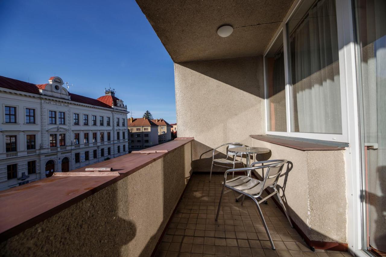 Hotel Opera Jaromerice nad Rokytnou Exterior photo